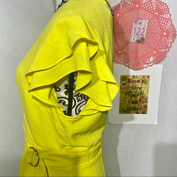 Laundry NWT By Shelli Segal Short Sleeve,V-Neck Ruffled Asymmetrical Hem Yellow - Picture 9 of 15